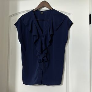 Sleeveless ruffle blouse top